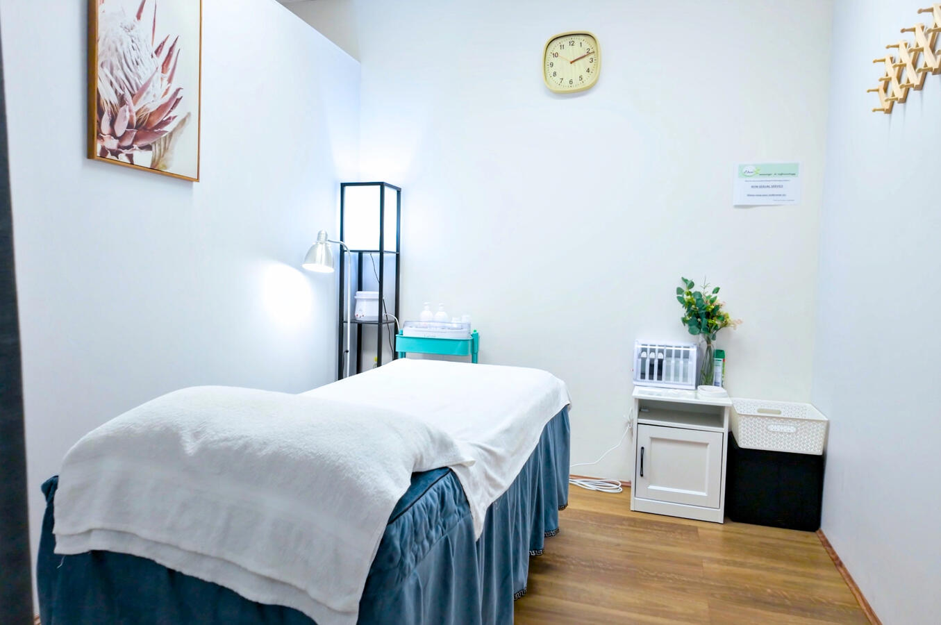 Massage Shop Advertising Australia by HelloBrad.cc