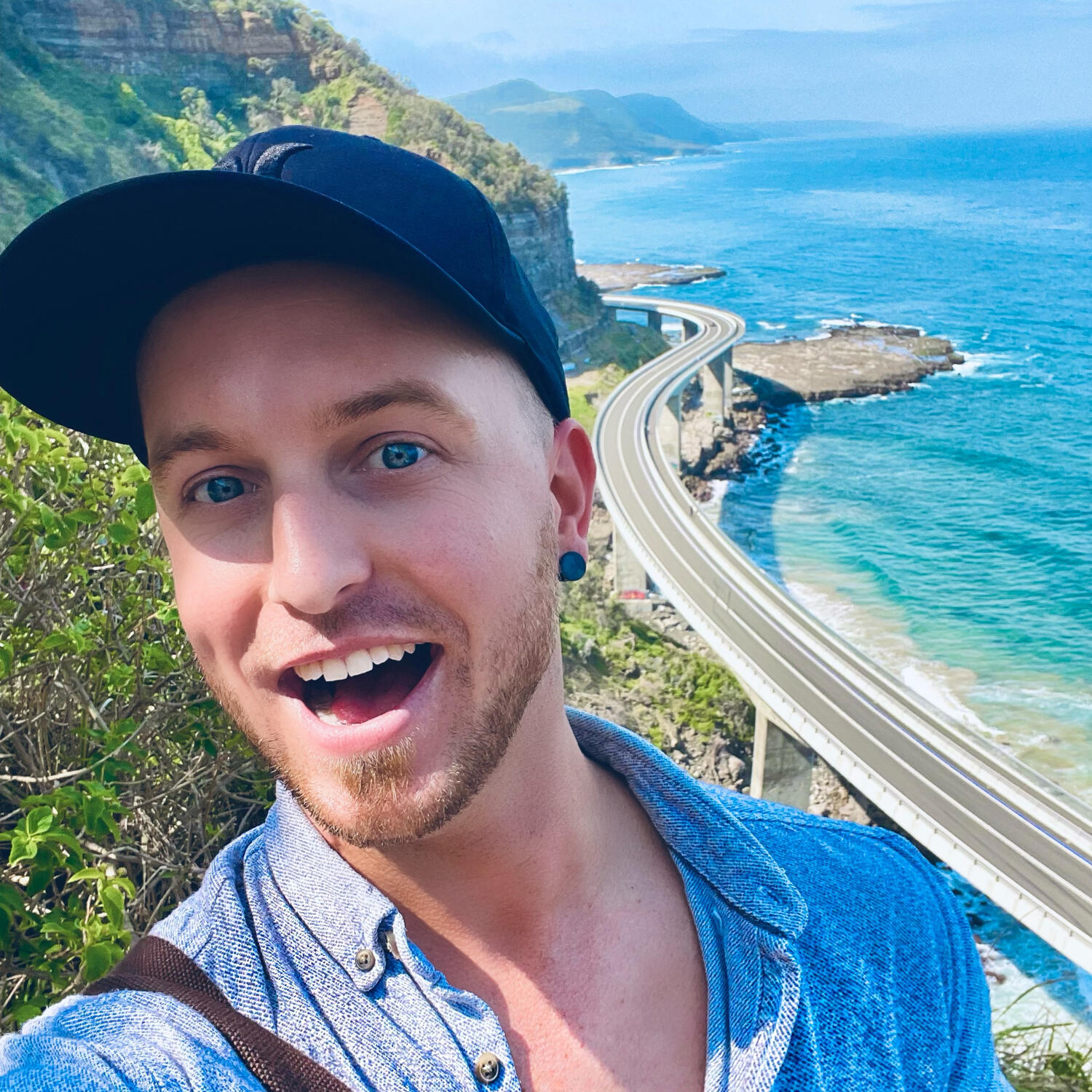 Massage Shop Advertising Australia by HelloBrad.cc Massage Shop Advertising Australia by HelloBrad.cc